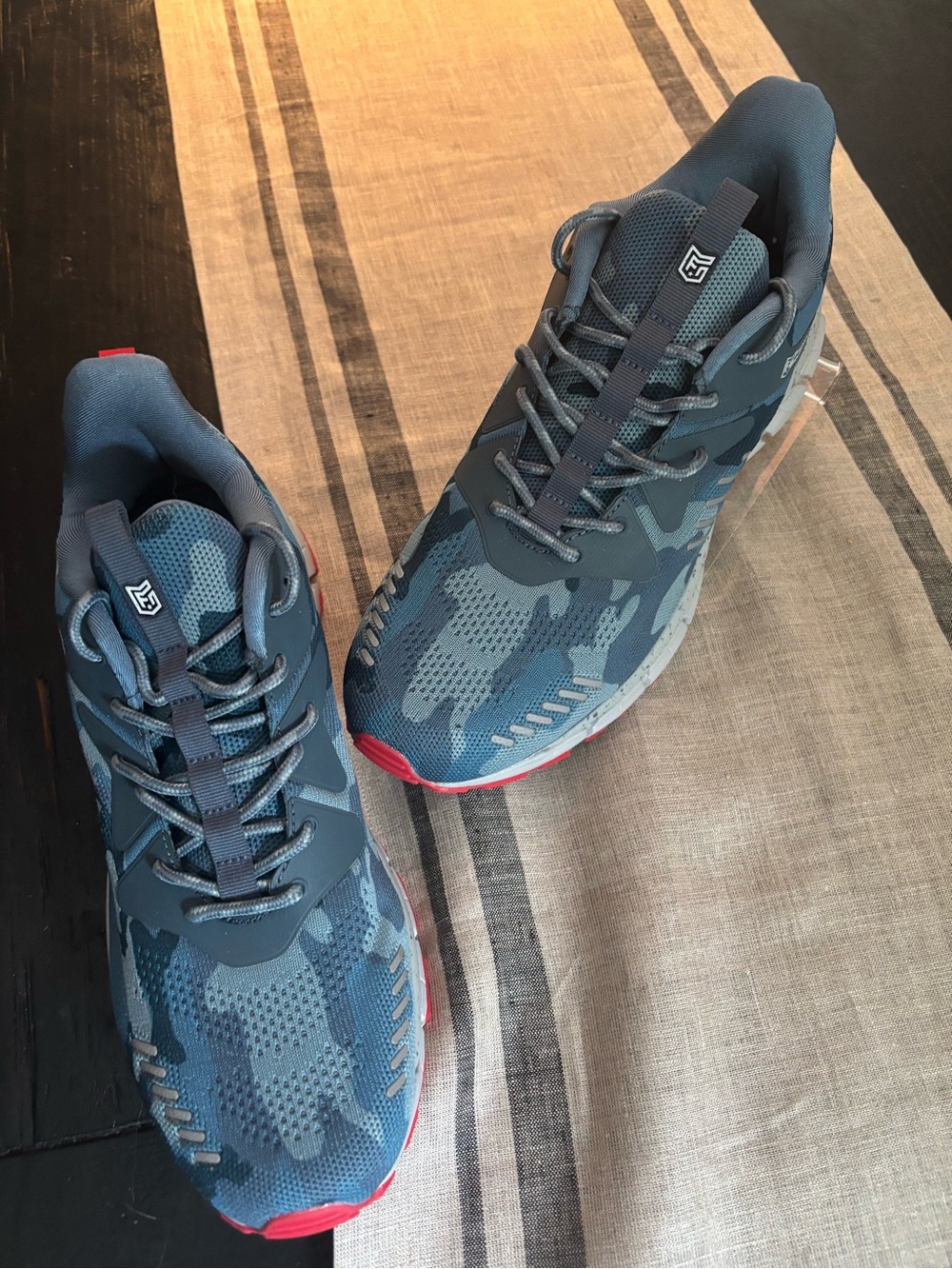 Men's Gray Camouflage Athletic Sneakers with Red Accents